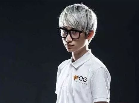 韩国LOL电竞选手在中国只会撩妹捞金?节操何