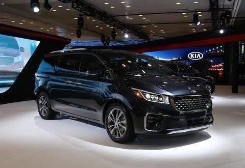 19款全新起亚嘉华到达展厅！比别克GL8大气 配双侧滑门 或24万起