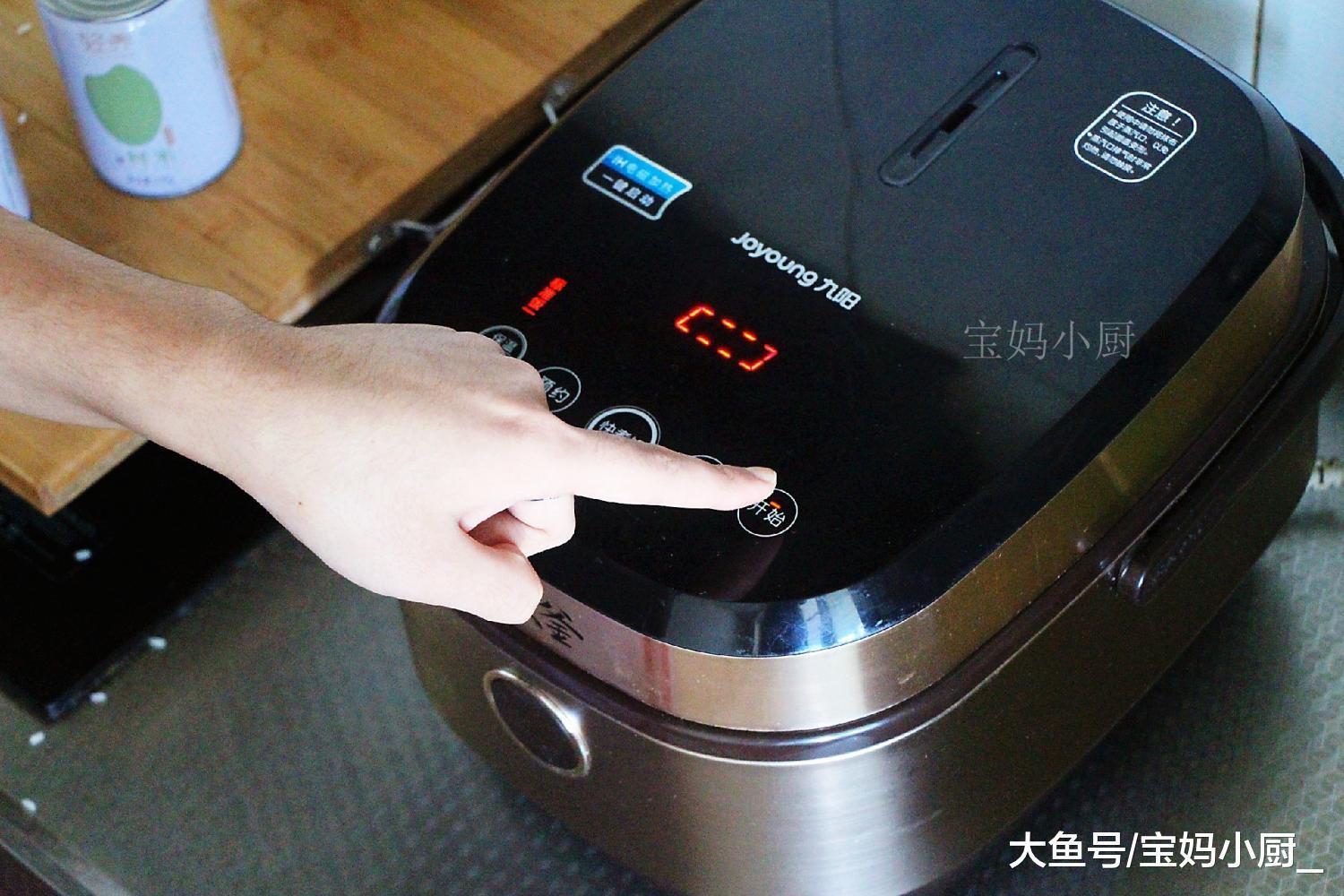 焖米饭, 到底放多少水合适? 做对了, 软糯喷香,