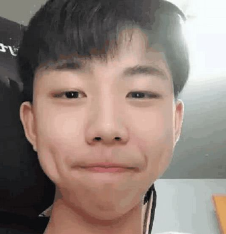 斗鱼一哥XDD直播人气大跌!网友:正在走向一条