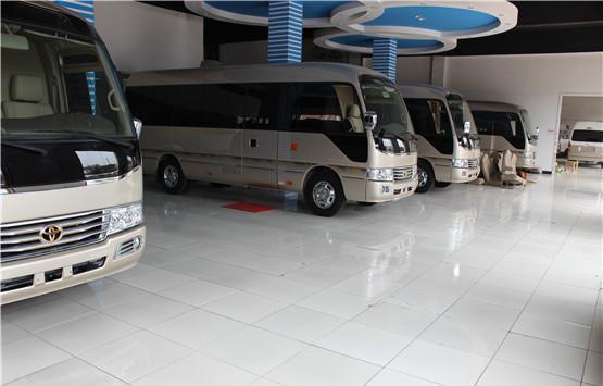 丰田考斯特大客车 丰田考斯特12座顶配