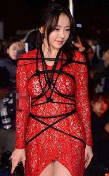 韩国女星是走红毯最拼的,在她们面前国内毯星