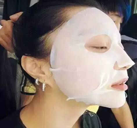 范爷一年靠12次镭射+2次线雕+12次水光+800