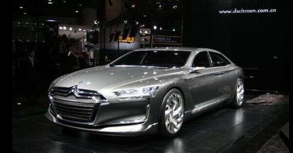 奥迪A6逼急了，一降就是仅18万起，太夸张了档次远超帕萨特！