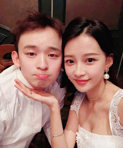 她命太好,嫁给了第一个90后影帝,有婆婆在永远