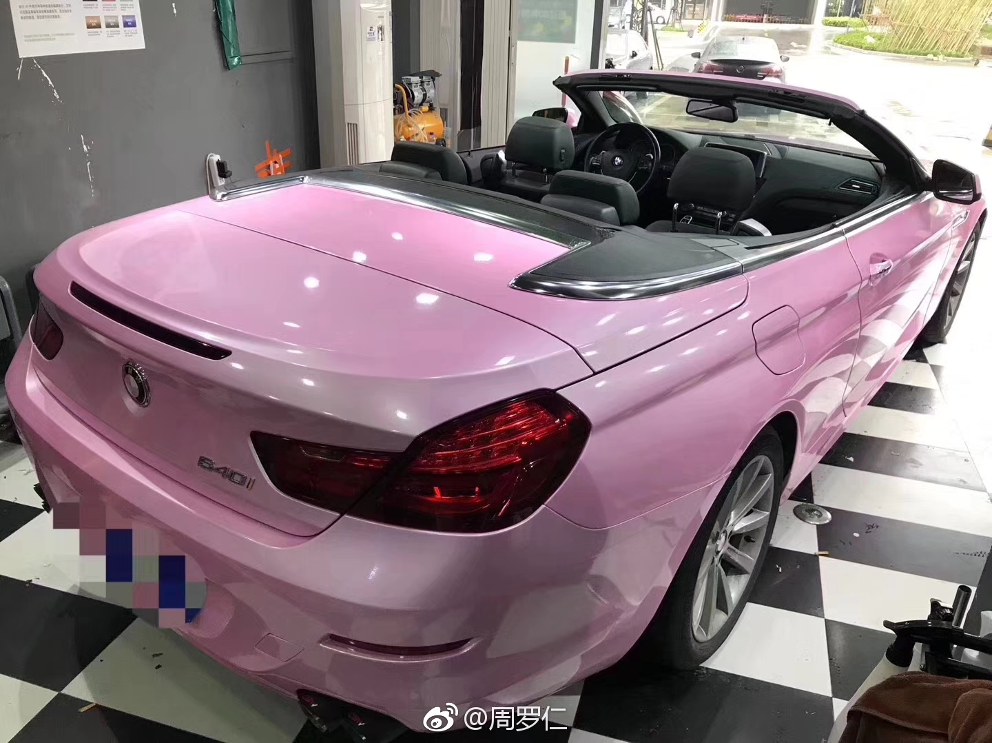 宝马640i樱语粉汽车改色