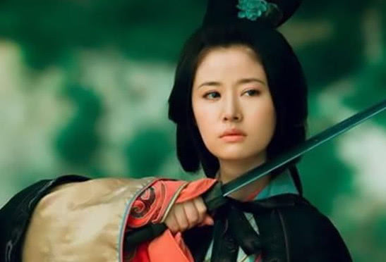 五位女星拔剑自刎,最想救张馨予,最不想救迪丽热巴