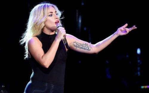 全球5位唱片销量最多女歌手:中国一人上榜,不