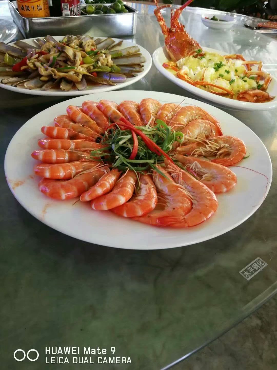 看海口火山口海鲜,吃最美味的景象大餐的a海鲜美食家黄磊图片