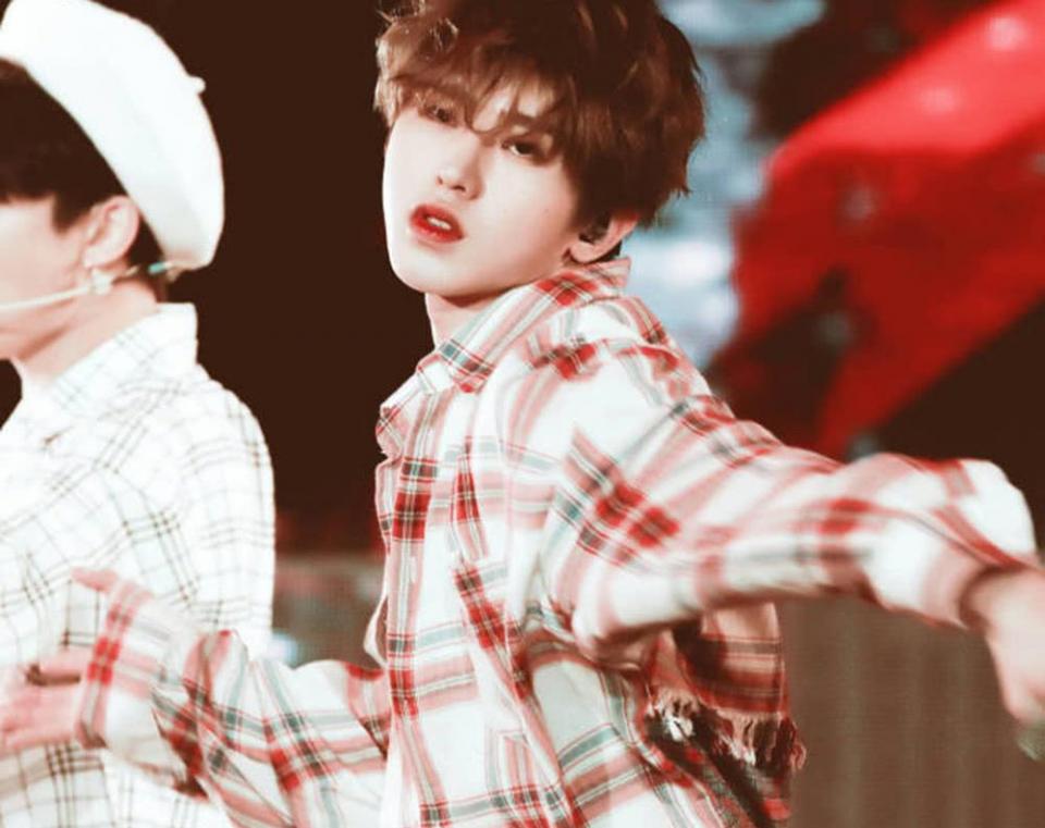 《偶像练习生》未播片段,蔡徐坤花式打球尬舞,回看9遍都不够!