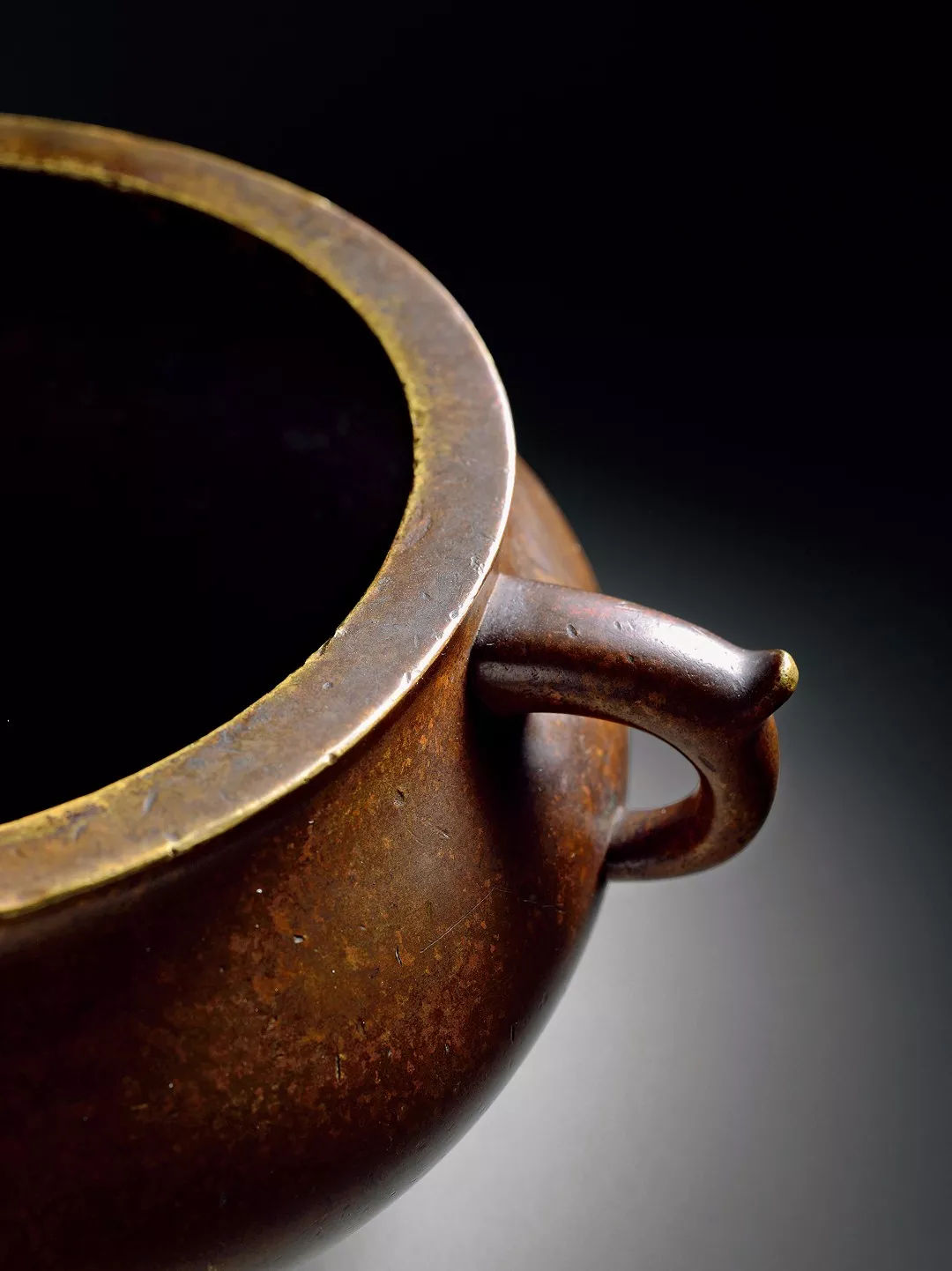 香港英联邦国际拍卖行:炉里乾坤 |杂项铜香炉专