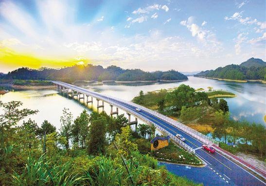 国内7大最美环湖公路,自驾者的终极梦想!你自驾过几条?