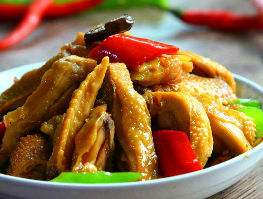 没胃口怎么办?腊鸡此做法,补充身体营养,开胃