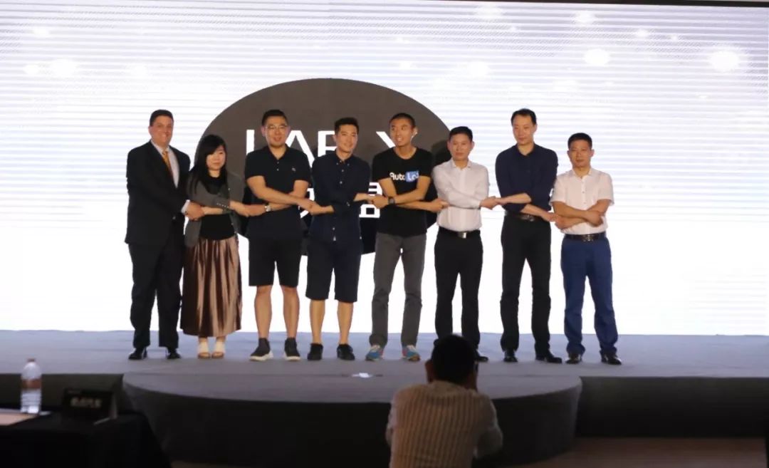 BOSE与欧司朗的黑科技,将颠覆你对汽车音响和照明的认知