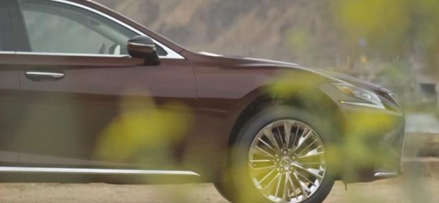 雷克萨斯唯一的D级车! 外观内饰完全不输BBA, 价格亮了