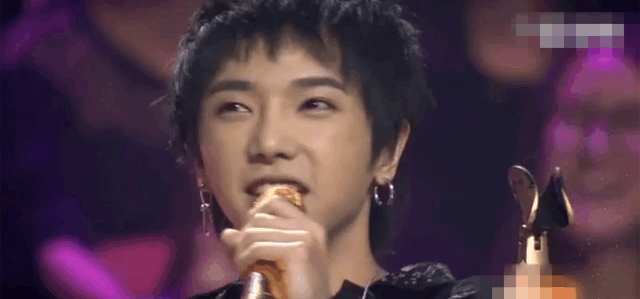 薛之谦怼华晨宇玩笑开太过, 被批没礼貌