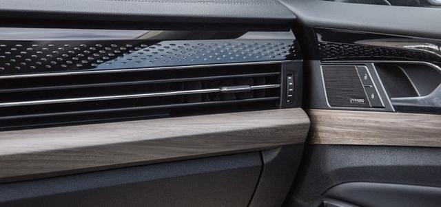 大众全新19款帕萨特,车长超迈腾6.7厘米,外观小