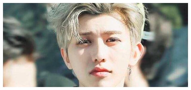 蔡徐坤大晒wink视频,疑似为新歌打榜,有望超王