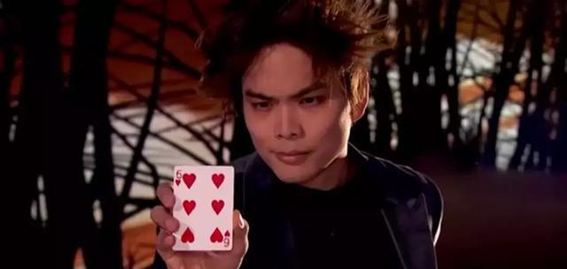 新加坡版刘谦火了!首位夺得美国达人秀冠军