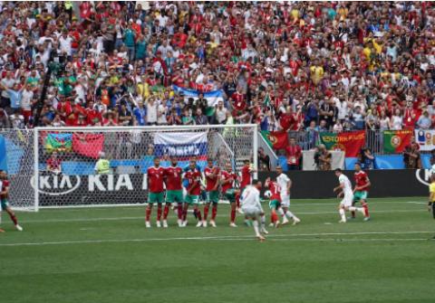 点赞王SWM斯威X7 隐于世界杯后的“荣耀王者”