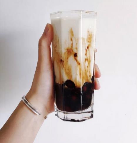 这杯超火的网红青蛙撞奶,6步轻松get!在家就