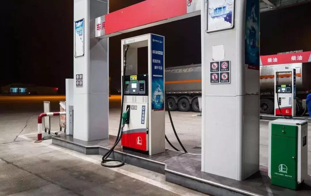 一升汽油等于多少公斤?看看油价升降如何算