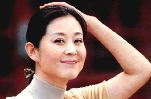 央视一姐倪萍将加入美国国籍?还是只是为了儿