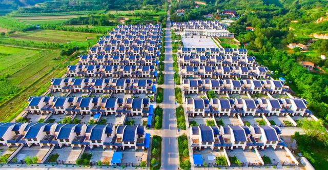 造福乡里!庆阳马莲河边的这片别墅区,这里的人