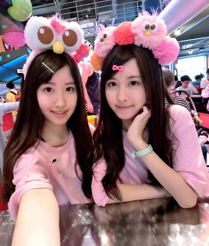 曾是最美双胞胎,全中国等她们长大,如今十六岁准备去韩国出道
