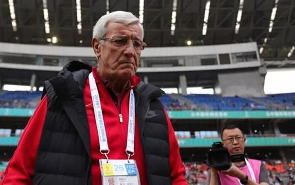 两连败后传喜讯!里皮出面解决国足烦心事,这才