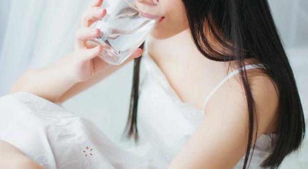 网红翻唱抖音神曲刷爆朋友圈!哈哈哈哈哈哈