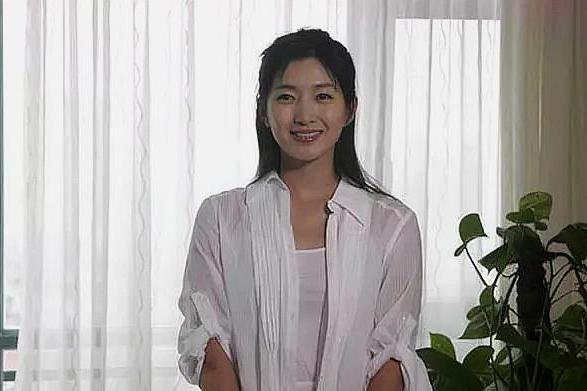 十位当红女星主演的第一部影视剧，别说看过，有的估计你都没听过