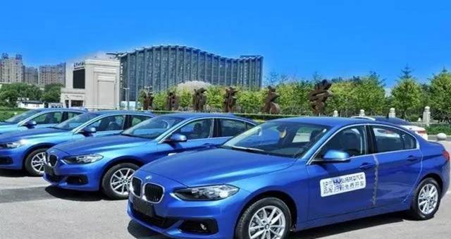 沈阳共享宝马爆火, 没想到背后老板却是宋小宝, 看你那一脸损色