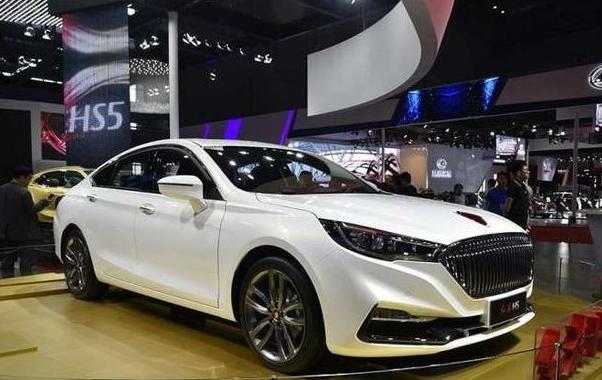 终于出了款可以放心购买的红旗, 颜值不输阿特兹, 平民豪车