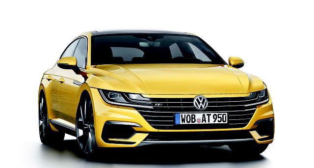 本月新车都在这儿，但这八台车看上去脾气都不太好