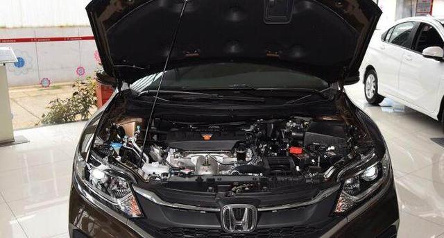 家用最好的日系车,空间不输CR-V,仅售15万既