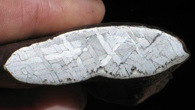 镍铁陨石（天铁）有啥作用有功效呢？