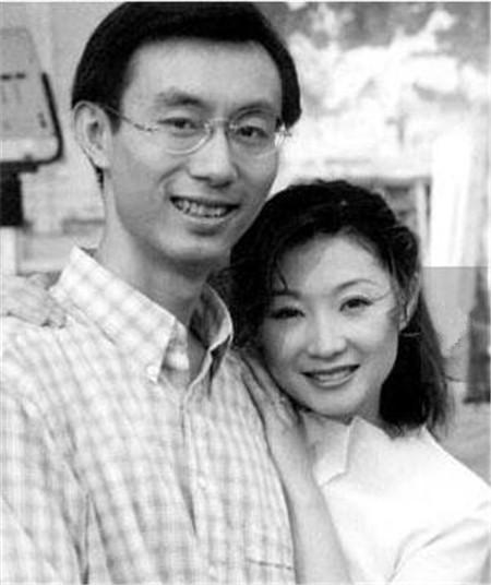 张译：当了十年兵，因自己写的剧本而走红，妻子是主持人钱琳琳！