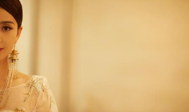 北京国际电影节闭幕式佟丽娅天坛女神,真是漂