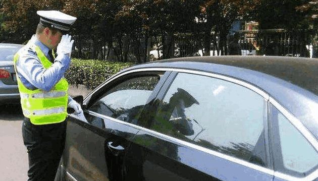 交警: 车险买这五种就够了, 其他的一分钱都不赔, 坑死人