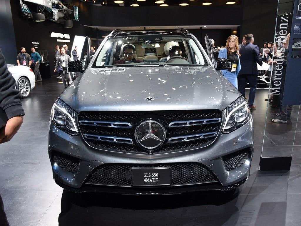 超豪华SUV！轴距超3米，车长5.1米，配3.0T9AT吊打兰德酷路泽！