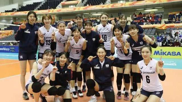 韩国女排惊天丑闻,队内潜规则,要想上场打主力