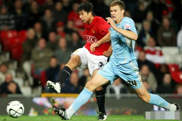 朴智星在曼联是什么水平?董方卓:比现在孙兴慜