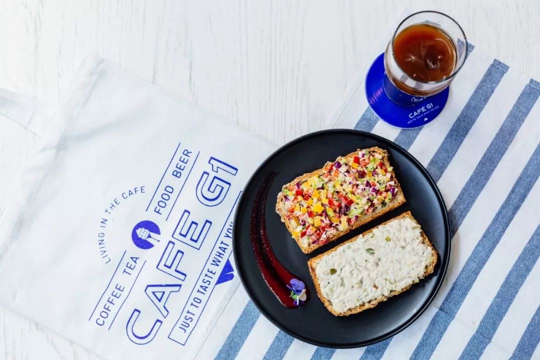 这家藏在天府三街的ins风咖啡店,从名字到出品