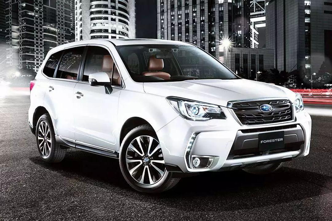 设计师2000一月包吃住？这几款换代后还长一个样！