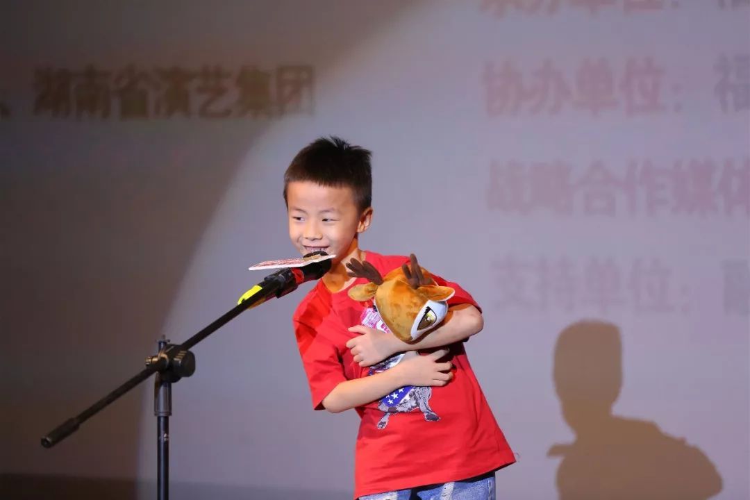 2018芒果爱你一起全国少儿戏剧节小演员甄选