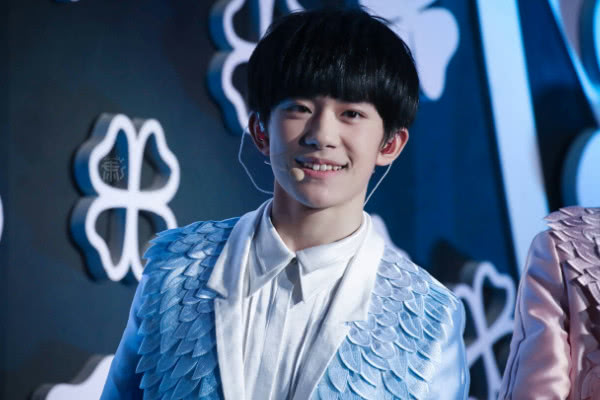 吴磊的收入,易烊千玺的收入,宋祖儿的收入,差距