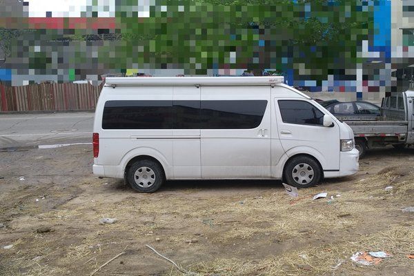 公司换车,我挑了金杯大海狮豪华型,领导对我直竖拇指