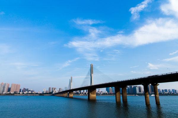 好玩又消费低的城市推荐 你有去过了吗