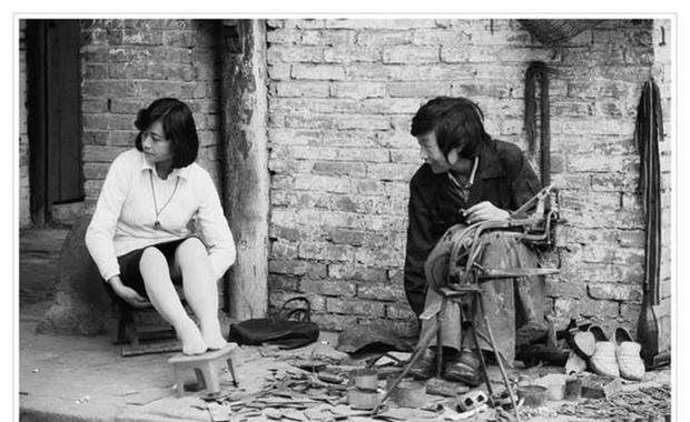 镜头下80年代北京城老照片: 图3现在已看不到了, 图8年轻人看不懂